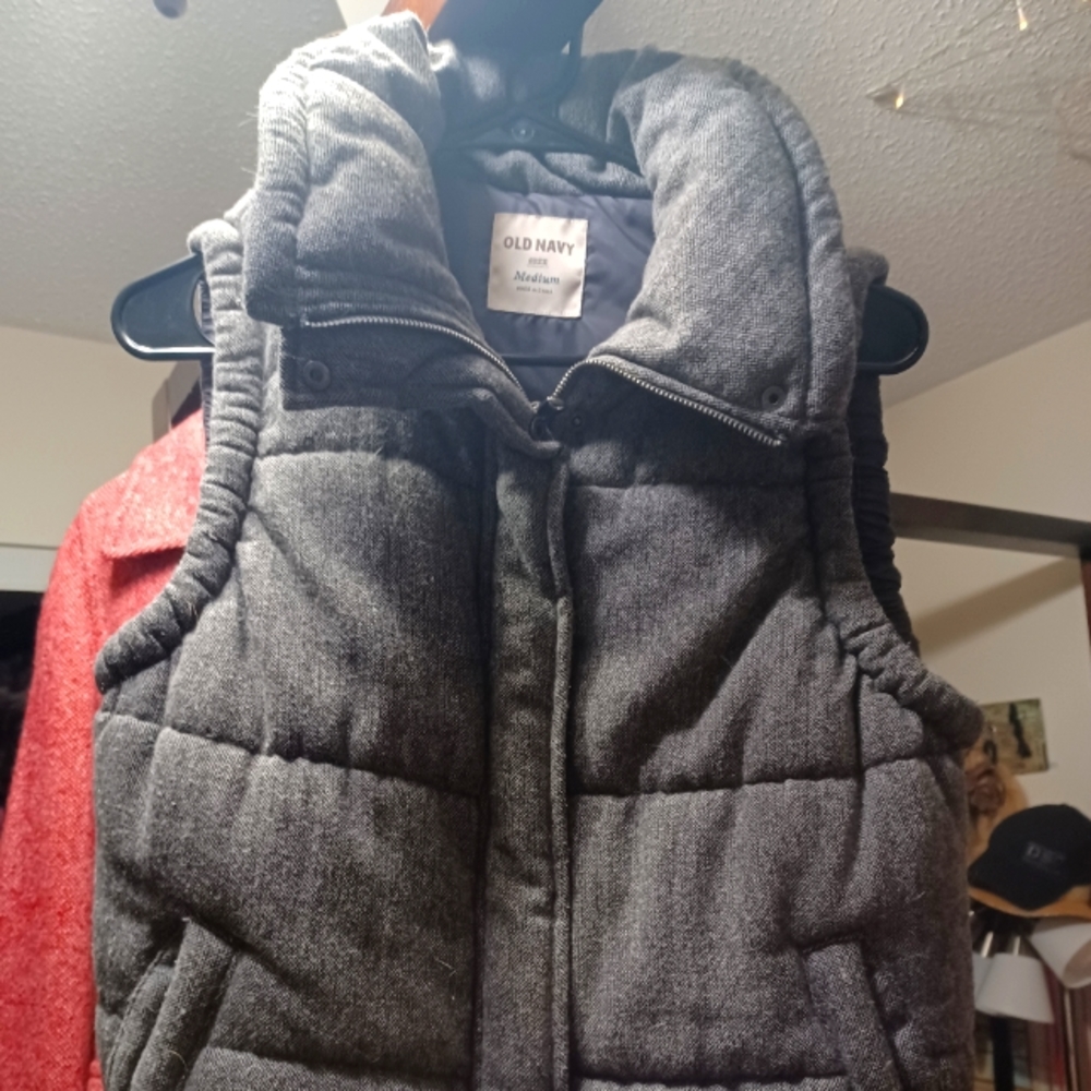 Puffy Gap vest